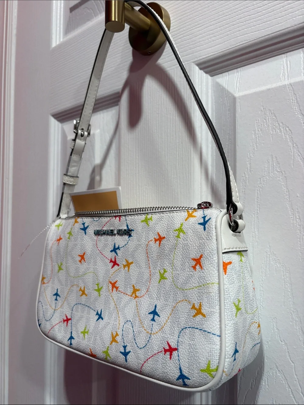 BNWT MICHAEL KORS Viral White Multicolor Airplane-Print Shoulder Bag